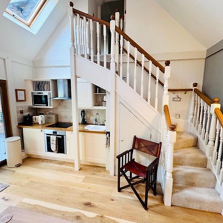 Little Woodside A Beautiful New Forest Self Contained Private Luxury Annexe New Milton Exterior photo