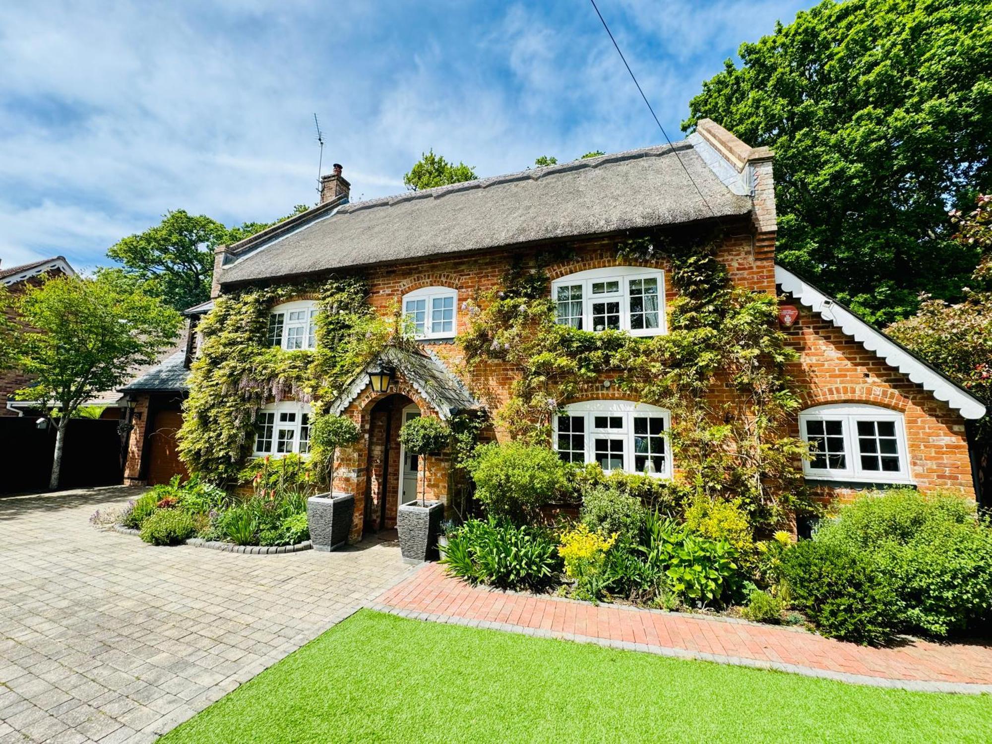 Little Woodside A Beautiful New Forest Self Contained Private Luxury Annexe New Milton Exterior photo